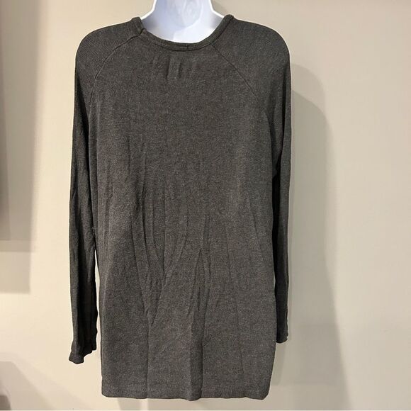 Brandy Melville Women's Dark Gray V-Neck Long Sleeve Tees Top One Size - Picture 4 of 10